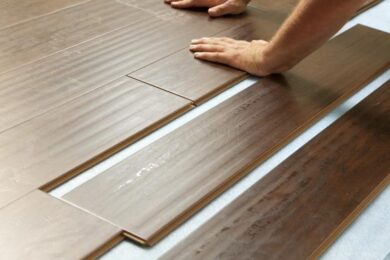 LAMINATED FLOORING INSTALLATION
